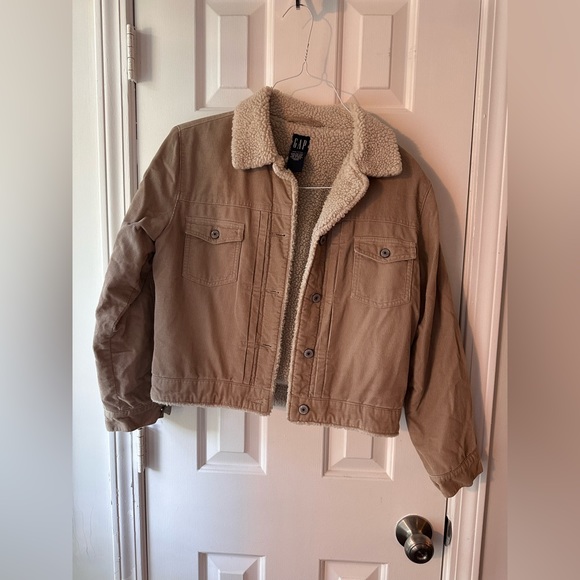 GAP Corduroy and Sherpa Jacket - Picture 9 of 9